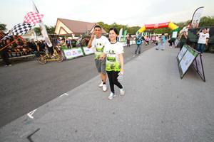 BIB: 
                            <button type="button" onclick="openModal(3530999)" class="btn btn-primary btn-sm float-right btn-popup" data-toggle="modal" data-target=".modal-high-quality">
                        <i class="fas fa-shopping-cart"></i> Add to Cart
                    </button>
                                            <button type="button" onclick="isThisMe(3530999, true)" class="btn btn-success btn-sm float-right btn-popup btn-isme hidden" data-toggle="tooltip" data-placement="bottom" title="นี่คือรูปของคุณใช่ไหม คลิกที่นี่เพื่อเอาเข้าอัลบั้ม">
                        <i class="fas fa-plus"></i> Add to album
                    </button>
                    <button type="button" onclick="isThisMe(3530999, false)" class="btn btn-warning btn-sm float-right btn-popup btn-isnotme hidden">
                        <i class="fas fa-ban"></i> Remove from album
                    </button>